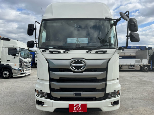 プロフィアトレーラーヘッド