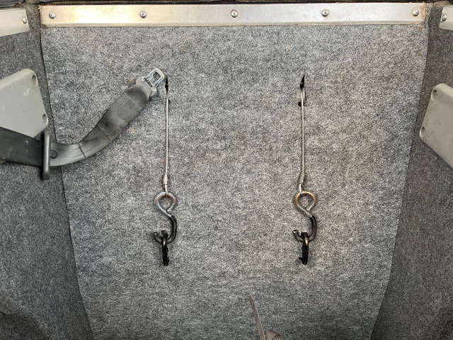 �Œ�t�b�N�d���Ŋ������߉\�ł��B