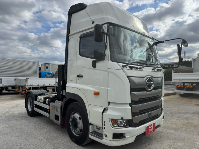 プロフィアトレーラーヘッド