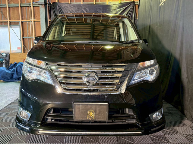 セレナ2.0 ハイウェイスター S-HYBRID Vセレクション アンシャンテ 助手席スライドUPシート