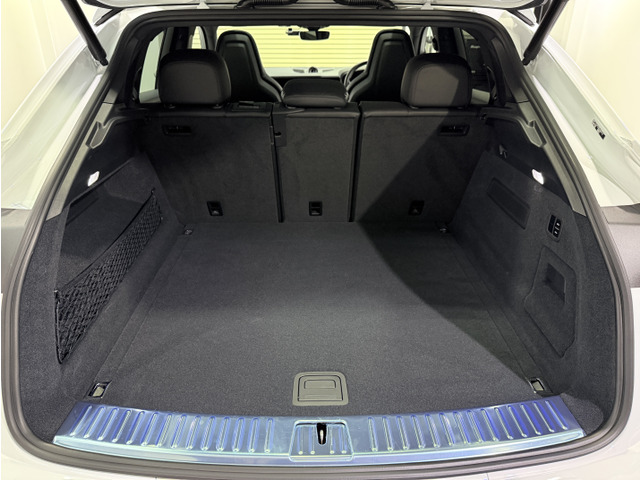 �|���V�F�G���g���[�h���C�u(�R���t�H�[�g�A�N�Z�X�E�L�b�N�Z���T�[)�t���̓d�����A�Q�[�g�B�ׂ̐ς݉��낵�̍ۂɃ��Q�b�W����G�A�T�X�y���V���������X�C�b�`�Ŏԍ��������\�ƂȂ��Ă���܂��B