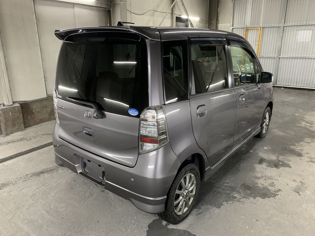 ���Ԃƈꏏ�ɐV�i�^�C��(�z�C�[���t��)������]�̕��ɂ͂����ȉ��i�ɂĂ��񋟂��Ă���܂��B�펞�݌ɂ�����܂��̂ŁA���ł����m�F���������܂��B