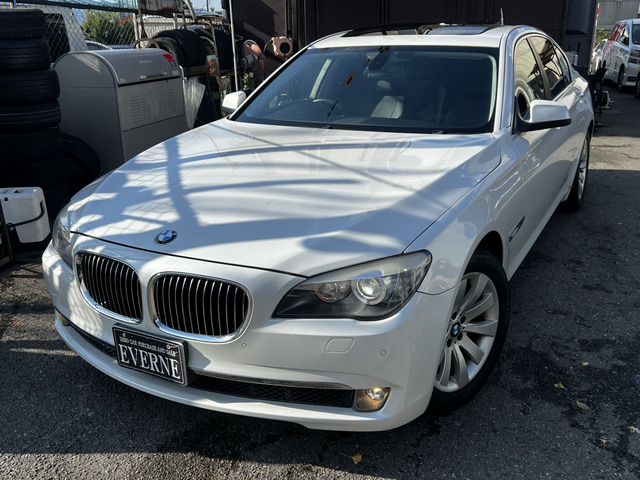 �K���X�R�[�e�B���O���{�H�\�ł��B��p��20.000�~���珳���Ă���܂��B���Ԏ�ɂ�艿�i���ς��ꍇ���������܂��B���̑��I�v�V��������葵���Ă���܂��̂ŁA���k�S���ɂ��\���t�����������B