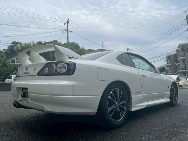 ������̃��b�J�[�Ή��⃌���^�J�[���s���Ă���܂�!���C�y�ɂ��˗����������B