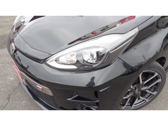 アクア1.5 G GRスポーツ・17インチパッケージ