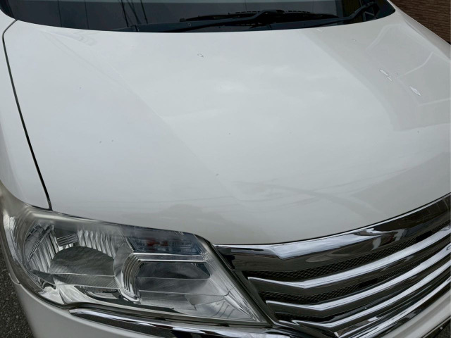 セレナ2.0 ハイウェイスター S-HYBRID エアロモード