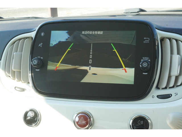 �o�b�N���j�^�[�ł��B����ς肠��ƕ֗��ł��ˁB�t���Ă���̂͏��Ȃ���ł���B�o�b�N���j�^�[�͌�t���Ō��\������ł��B