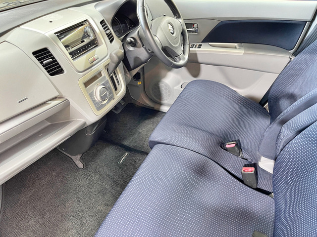 当店は他の格安店とは違い札幌運輸支局(1-3192)認証工場になりますので、しっかりと法定点検後に納車させていただきますのでご安心ください。お客様のご予算に合わせて整備、点検、必要に応じて部品交換を行います