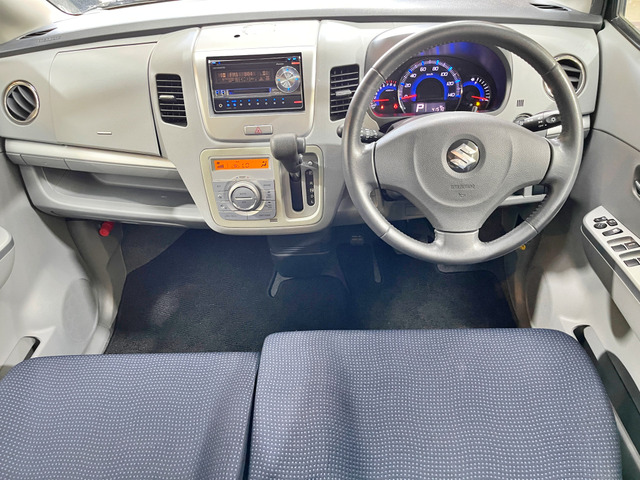 お店まで遠いからと諦める前に!全国納車可能です!遠方販売実績多数あり!現車を見ないでご購入されるお客様のご不安な点を一掃出来るように案内させて頂きます。ご遠方のお客様も安心してご連絡下さい!