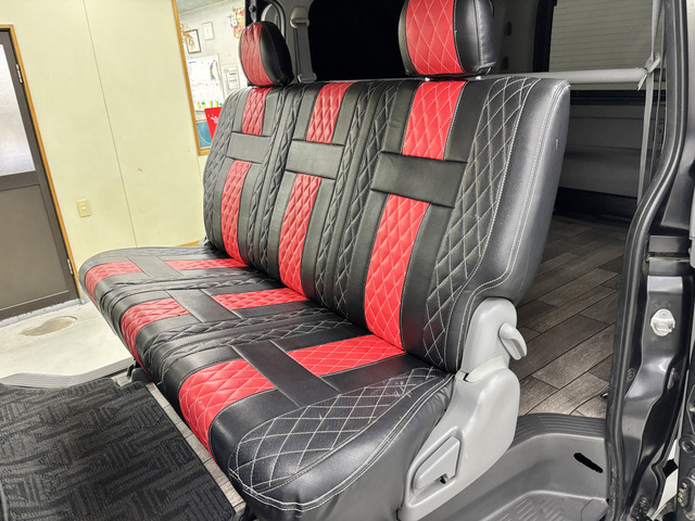 �y�K���X����̕i���z ���Ђ̓W���ԗ��ɂ�AIS�Ӓ菑�ƃI�[�g�I�[�N�V�������̍���\��ςݍ���ł��܂��B�v���C�X�{�[�h�̋��z�͏��o��݂̂��x�������z�B�i�������i���S���͈ꌩ�ɔ@�����B��ڗđR�ł��B