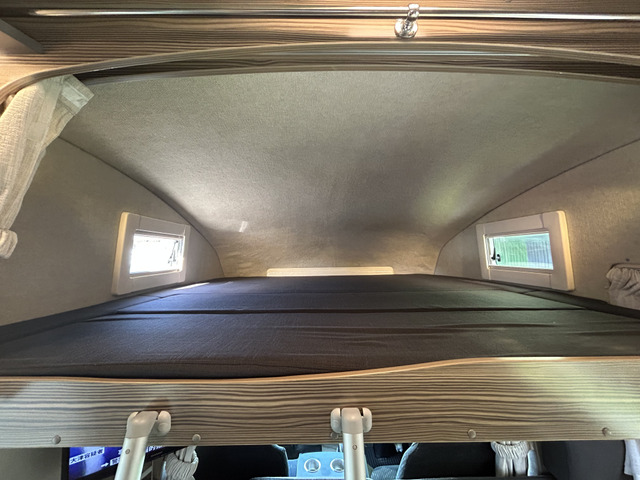 �o���N�x�b�h���L�X���K!���@��183cm&times;183cm�ƂȂ��Ă���܂�!