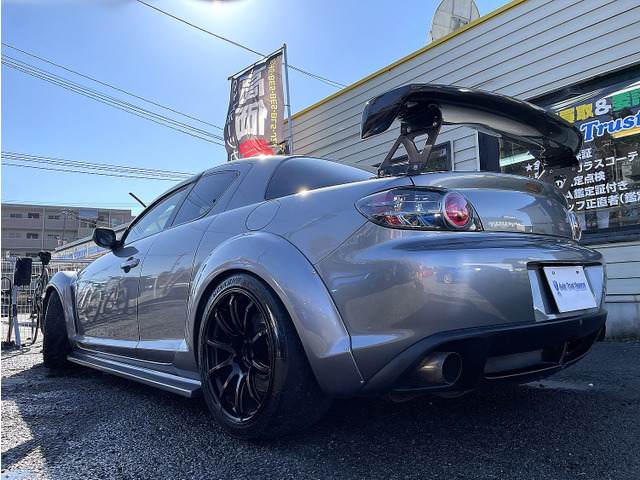 �����X�̔��ԗ��͑S��100�L���𒴂��鋗���̎��^�]�����{����؂̕s�������������Ȃ��R���f�B�V�����̂��Ԃ������A�X���ɕ���ł���܂���