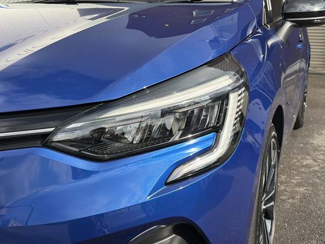 �yLED�w�b�h���C�g�z���V����ԑ��s�����ǍD�Ȏ��E���m�ۂ����S���ĉ^�]�ł��鍂�P�xLED�w�b�h���C�g�𑕔�!�_�����x�������A����d�͂��}�����Ă��܂��B