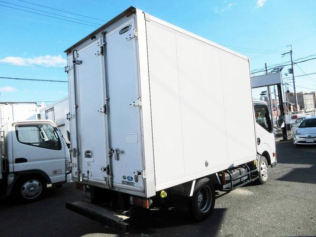 �p�l���o��