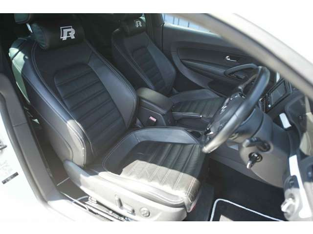 �^�]�ȑ��ł��B�Z�~�o�P�b�g�V�[�g�̂悤�ȃV�[�g�ƂȂ��Ă��ĉ��K�ɏ���Ă��������܂��B