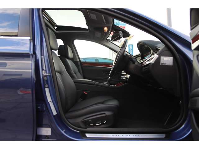 �u���b�N�_�R�^���U�[