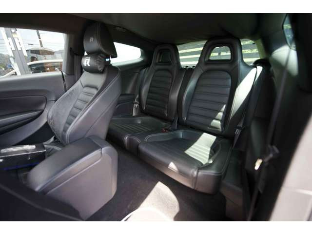 ����ȑ��̌㕔���Ȃł��B���ɖڗ������V�~�≘�ꓙ�͂������܂���B�Y��ɉ��K�ɏ���Ē�����Ǝv���܂��B