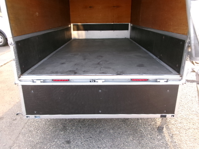 ���ݖ������͏��^�ݕ���4�i���o�[�ł����A ���E�p�l����y���t���Ă܂��̂ŁA�y�⍶�E�p�l�����O���Ȃ��ƕ��ʉݕ���1�i���o�[�o�^�ɂȂ�܂��B �v�\���ύX�o�^�ɂȂ�܂��̂ŁA�ύڂ�ԗ��d�ʓ����ς�肷�B