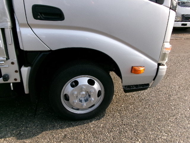 ������₷���悤�ɎB�e���Ă���܂����A�ǂ����Ă��Y��ɉf���Ă��܂��̂ŁA�摜��菬�L�Y���ꑽ���Ƃ��l�@������!