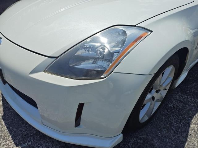 ����ȑ��w�b�h���C�g�ł��B