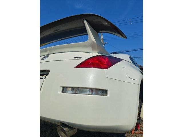 �^�]�ȑ������E�B���J�[�����Y�ł��B