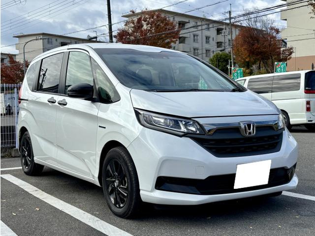 フリード＋（ホンダ）1.5 ハイブリッド G ブラックスタイル 中古車画像