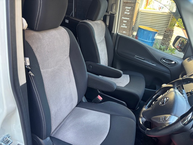 �����̒����炲���������肪�Ƃ��������܂��B �݌ɎԑS�ă��[���N���[�j���O�E�R�[�e�B���O�{�H�����̑��I�C�������A�_�������{���[�Ԓv���܂��B ���s���ȓ_�Ȃǂ���܂�����A���C�y�ɂ��A�����������B  �S���o�^�[�ԉ\