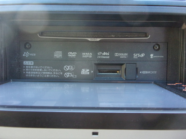 CD,DVD,SD�J�[�h�X���b�g���B