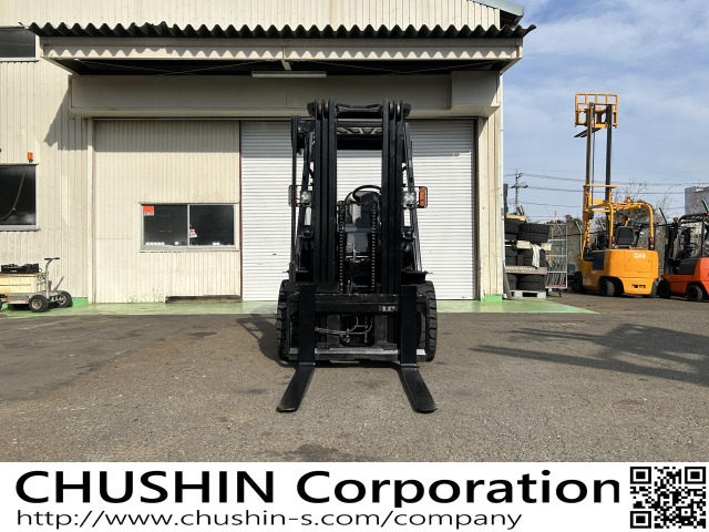 ユニキャリアエンジンタイプ　フォークリフト