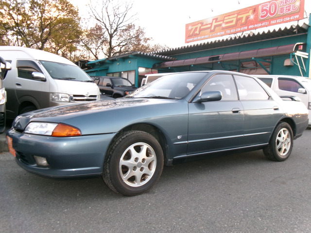 �X�^�b�t���ԓ����Y��ɃN���[�j���O���Ă���܂���