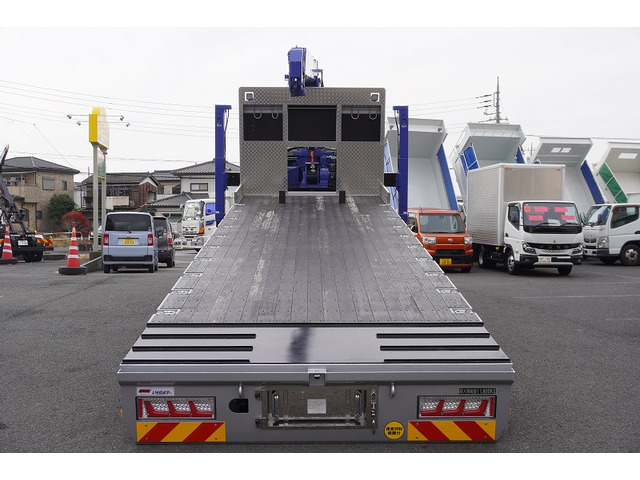 �V�Ԓ����������Ă���܂��B���g�p�̎ԂȂǂ����Ŕ[���������g���b�N����������u���Ă���܂��̂ł������������B