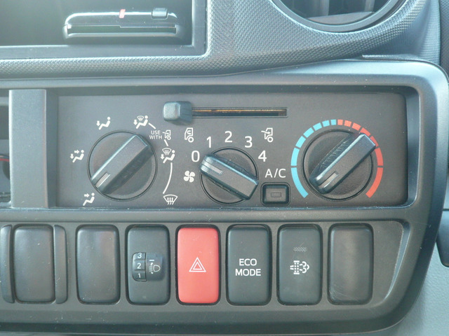 �G�A�R����������������ĔN�����K�ł��������Ăł����K�ɉ߂����܂�?