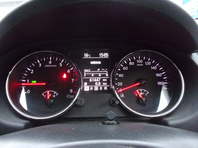 �C���t�H���[�V�����f�B�X�v���C�t�����[�^�[�p�l���B