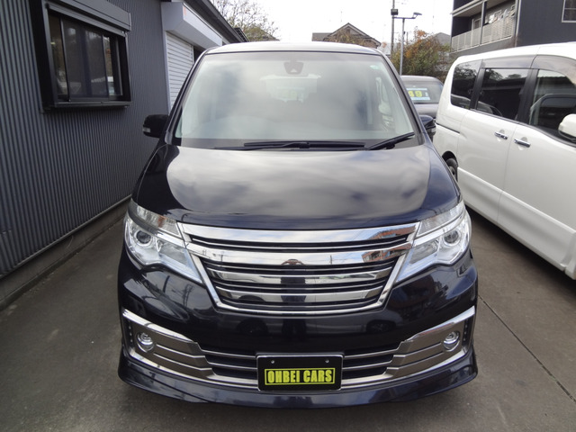 セレナ2.0 ライダー ブラックライン ZZ S-HYBRID