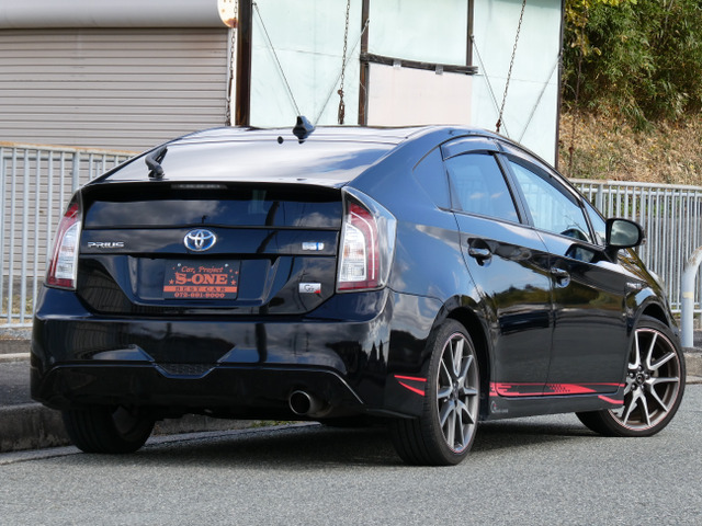 プリウス1.8 S ツーリングセレクション G's
