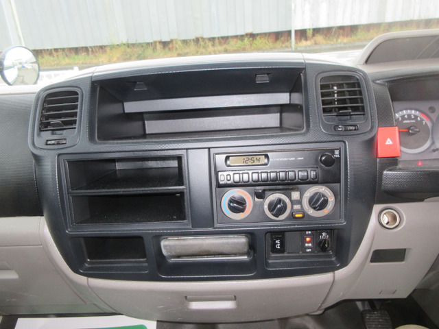 �������E�C���p�l���ł���