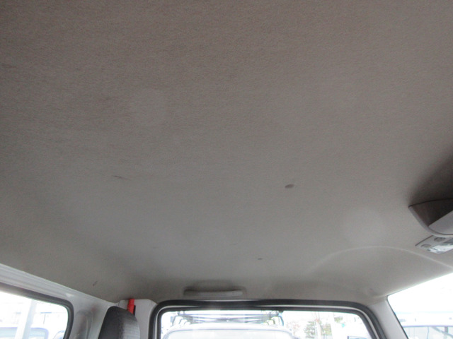 �������E�V����ł���