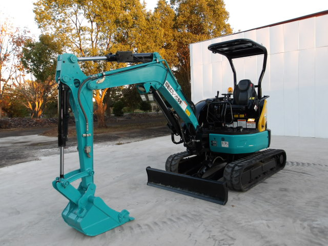 クボタミニバックホー