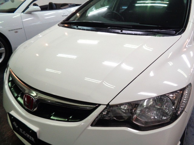 �ۊǏ󋵂��悭����̂���`�����s�I���V�b�v�z���C�g�J���[�̃{�f�B&�������̍����N���A�w�b�h���C�g�ł��C�����̓��A�o���p�[��t���̌y���Ȃ��̂��Y��ɕ�C���ꑖ�s�Ɏx��̂Ȃ����̂ł�