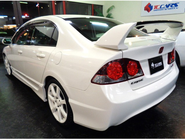 �`�����s�I���V�b�v�z���C�g�J���[�^�C�vR�t���G�A��&��^���A�X�|�C���[&�^�C�vR18�C���`�A���~&HID���C�g&HDD�i�r&���[�_�[�������[����