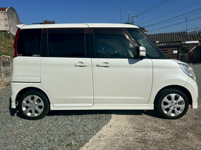 �G�A���A���~�t���̃O���[�h�Ől�C�̃p�[���z���C�g�ł��̂ŎԂ��傫�������܂�(^^��