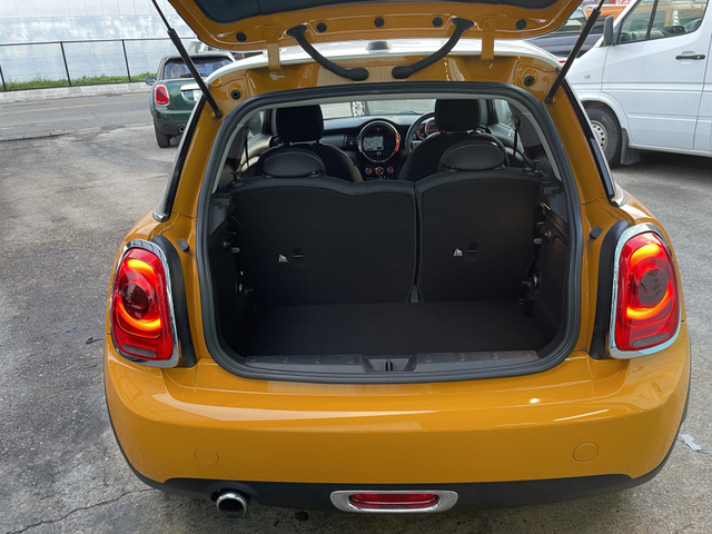 �_�񏑂̂����̓��[����FAX�݂̂ł��\�ł��BTEL�ɂČ��Ԃ��m�F���Ȃ���̂�������A�C�ɂȂ�ӏ��̎ʃ����M�������Ή��ł��܂��̂ŁA���C�y�ɂ��\���t�����������B