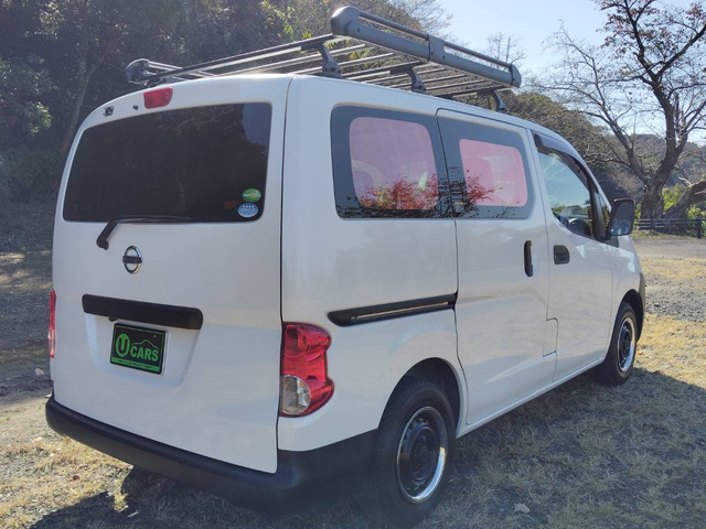 �S�h���E�J�X�^���z�C�[���E�t�B�����{�H�ŊO�ς͕���Ȃ��̎d�オ��ł���