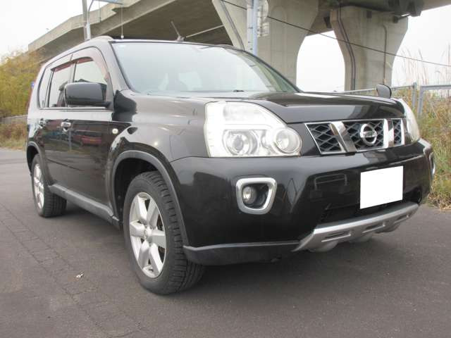 ���[�U�[�l�̈��Ԃ����l�Ŕ����A�����悤�S�����Ă���܂��B�����ς肾���ł����C�y�ɖ₢���킹���������B