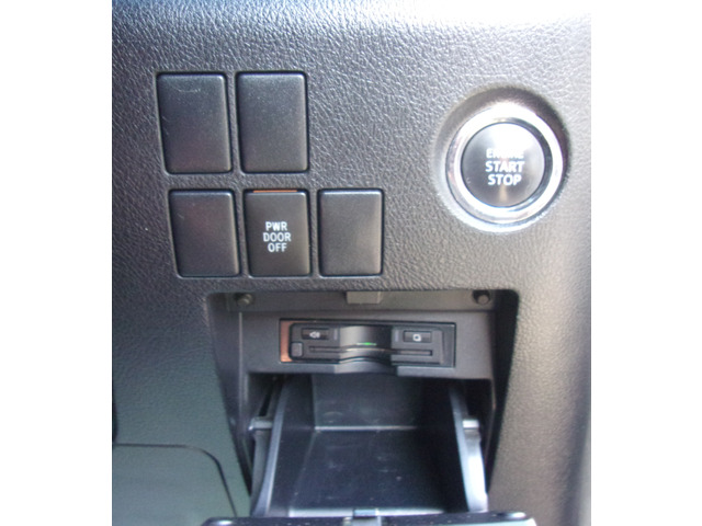 ���C�ɂȂ��������܂����炨�C�y�ɂ��₢���킹��������!�摜�Ȃǃ��[���ȂǂœY�t�������܂���