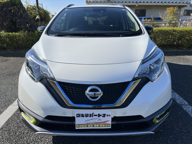 ノート1.2 e-POWER X シーギア リミテッド