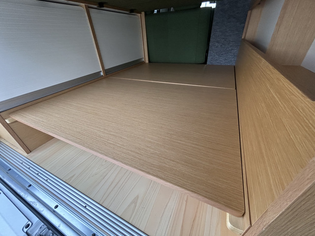 ��݃x�b�h���ɂ���p������̂ŉו��̎��[��A�Q�X�y�[�X�ɂ����g�����������܂�!