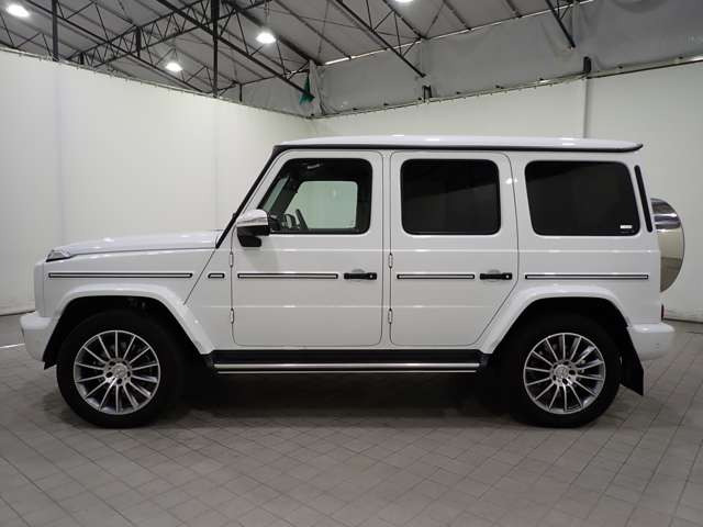 GクラスG400d 4WD