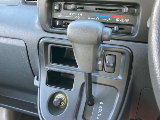 �I�[�g���[���͓����Ȃ��A�ő�84��(7�N)�������\�ȃI�[�g���[�������p�ӂ��Ă���܂��B���ÎԁE�V�Ԃ����p�����܂��B����X�^�b�t�ɂ����k��������!