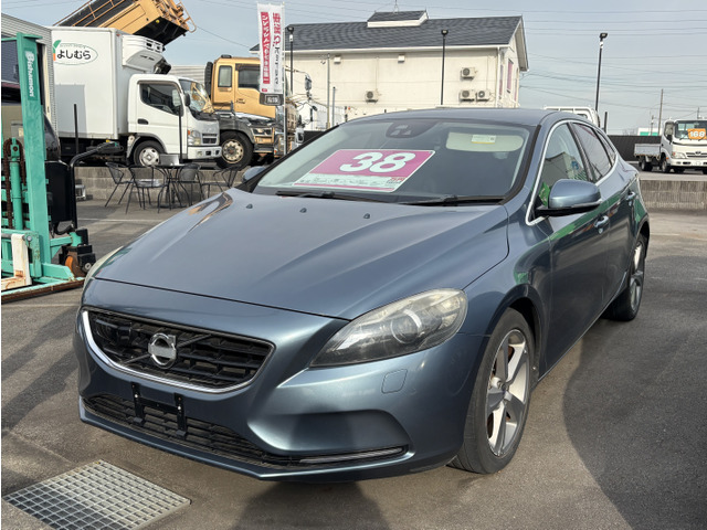 V40